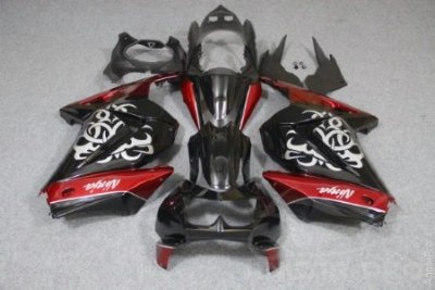 Комплект пластика для мотоцикла Kawasaki Ninja 250R Красно-Черный